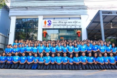 บรรยากาศถ่ายรูปรวมหน้าออฟฟิศ