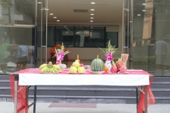 ภาพบรรยากาศก่อนเริ่มพิธีเปิดสำนักงานใหม่