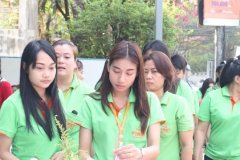 ภาพบรรยากาศ พนักงานร่วมทำพิธีเปิดสำนักงานใหม่ บจน.เดอะ เฟิร์ส กูด แมน กรุ๊ป