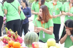 ภาพบรรยากาศ พนักงานร่วมทำพิธีเปิดสำนักงานใหม่ บจน.เดอะ เฟิร์ส กูด แมน กรุ๊ป