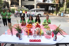 ภาพบรรยากาศ พนักงานร่วมทำพิธีเปิดสำนักงานใหม่ บจน.เดอะ เฟิร์ส กูด แมน กรุ๊ป